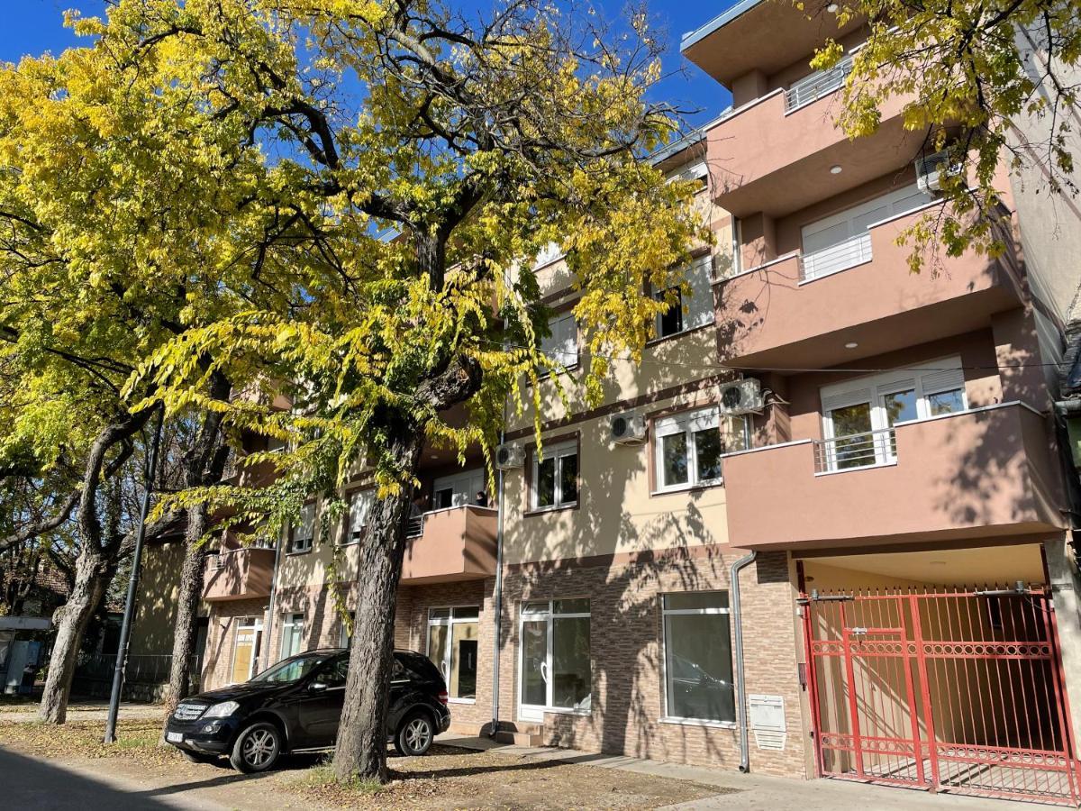 Apartmani Sombor Bagian luar foto